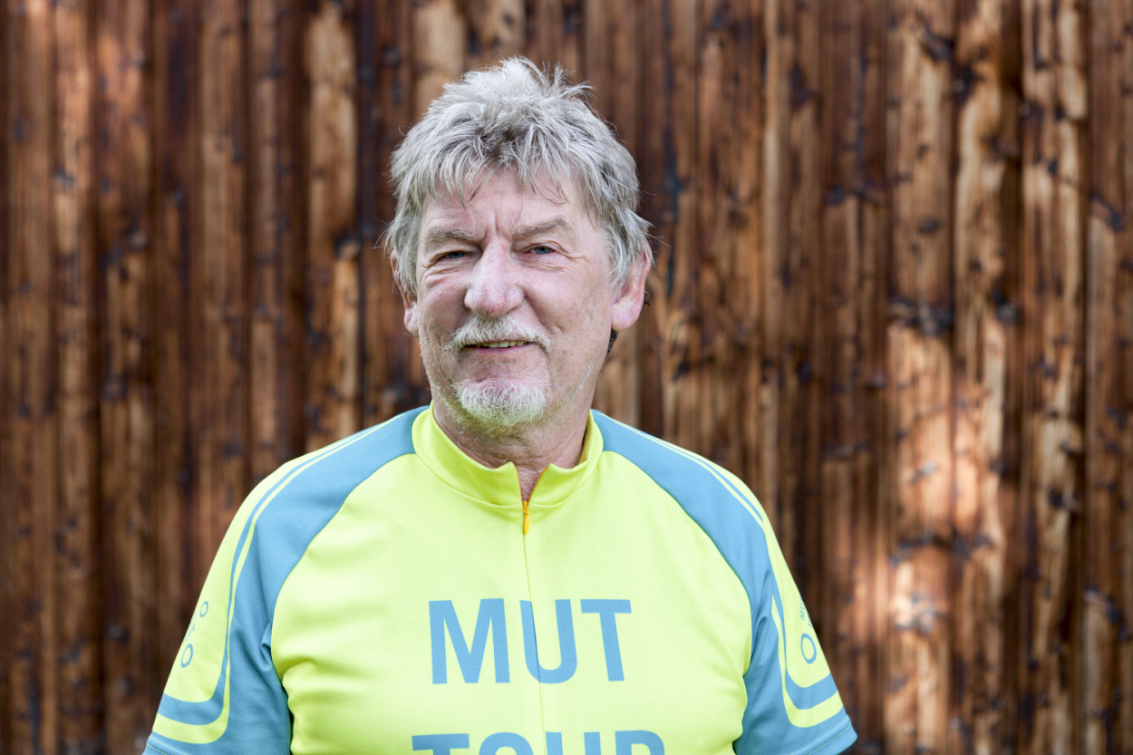 Dietmar, 68 Jahre aus Duisburg