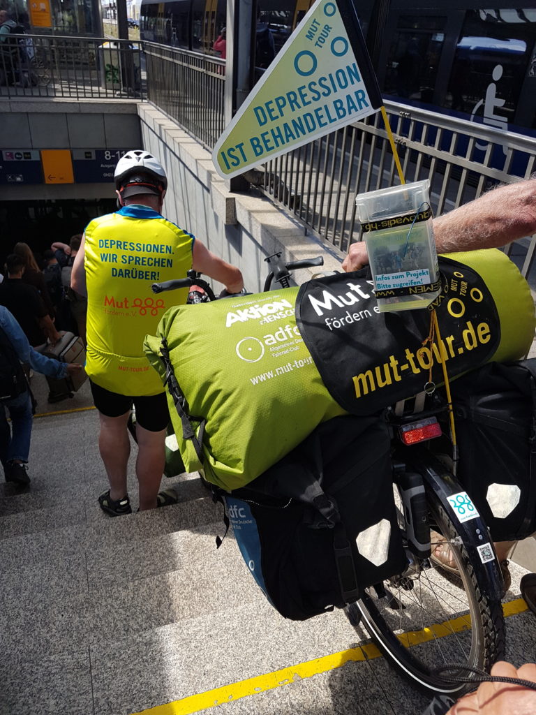 Treppen auf und ab, Tandemtransport während Tandemtour