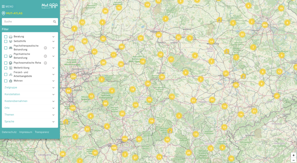 MUT-ATLAS - Onlinewegweiser psychosozialer Hilfsangebote. Man sieht eine Deutschlandkarte mit Zahlen. Auf der linken Seite sind ein Suchschlitz und verschiedene Filtermöglichkeiten.
