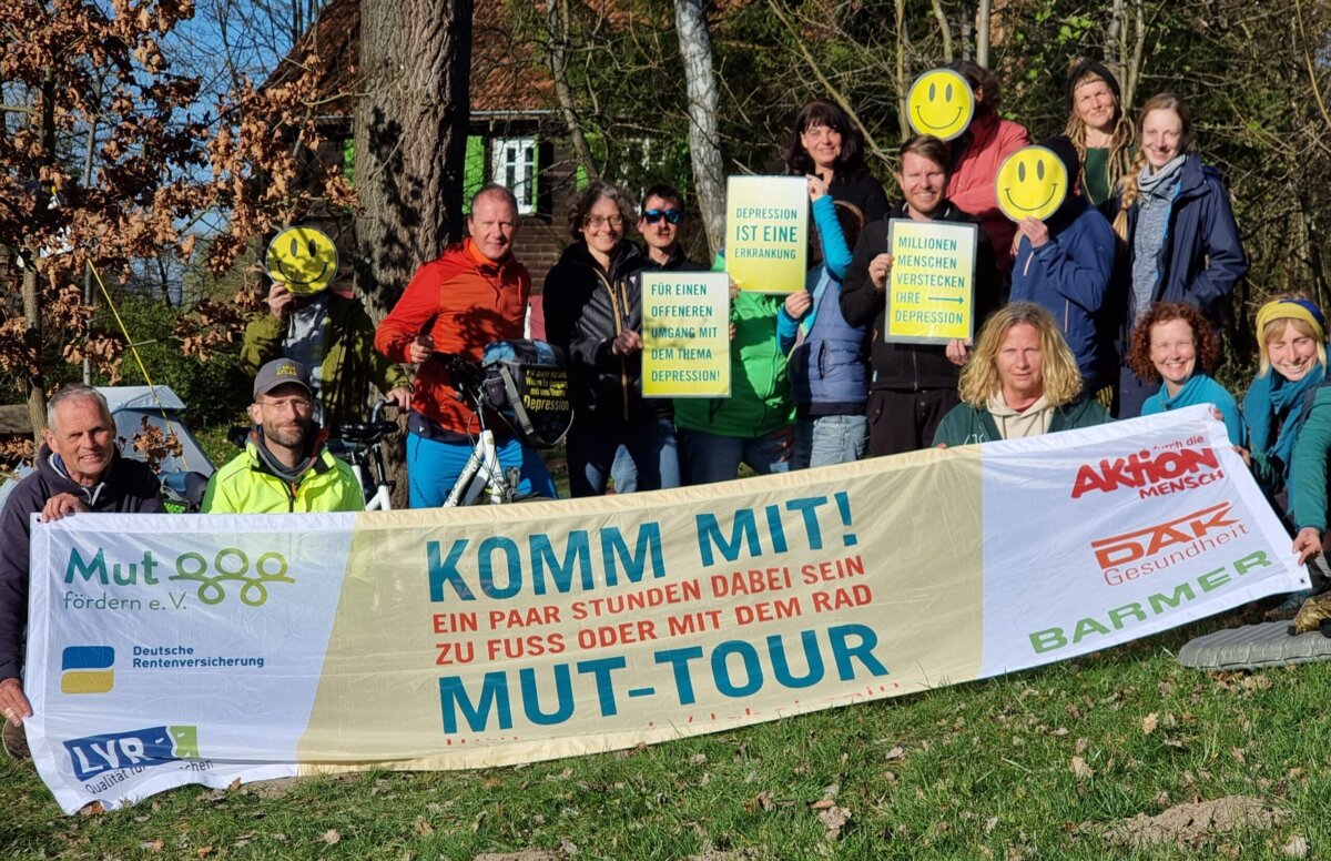 Gruppenbild mit Banner vom MM-WE