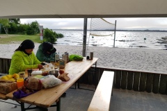 MT22_T1_outdoor_camping_Fruehstueck_mit-Ausblick