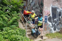 MUT-TOUR-2024_Gemeinschaft_Tandem_Unterstuetzung